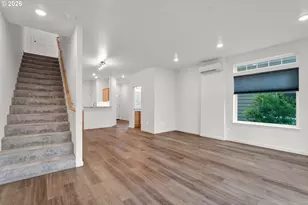 1690 32nd St, Florence, OR 97439 - Photo 8