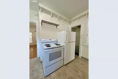 2202 NE Everett St, Portland, OR 97232 - Photo 16