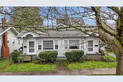 2202 NE Everett St, Portland, OR 97232 - Photo 1