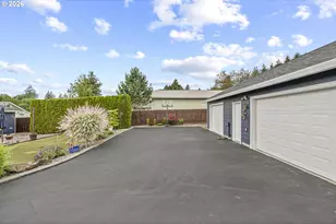16 Pacific Pl, Longview, WA 98632 - Photo 34