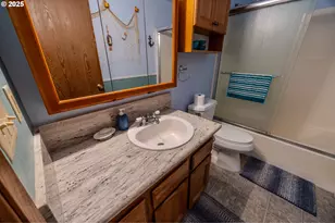 43605 State Hwy 38, Reedsport, OR 97467 - Photo 32