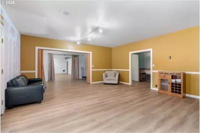 1270 N Main Ave, White Salmon, WA 98672 - Photo 20