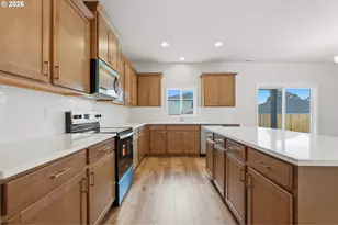 528 E Wilson St, Carlton, OR 97111 - Photo 18