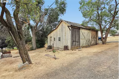 109 Bidwell St, Moro, OR 97039 - Photo 6