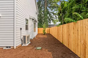 7480 SE 51st Ave, Portland, OR 97206 - Photo 14