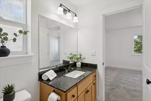 2605 SE 105th Ave, Portland, OR 97266 - Photo 18