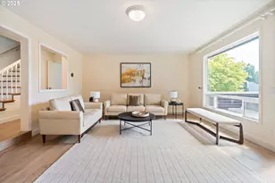 6827 SW Windemere Loop, Portland, OR 97225 - Photo 10