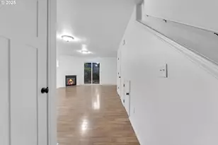8115 SE Lambert St, Portland, OR 97206 - Photo 4