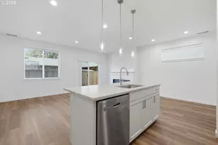 245 SE Jensen Ave, Corvallis, OR 97333 - Photo 6