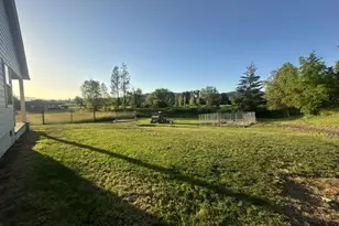946 S Calapooia St, Sutherlin, OR 97479 - Photo 26