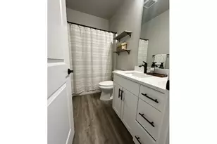 946 S Calapooia St, Sutherlin, OR 97479 - Photo 14
