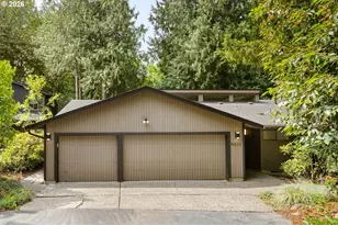 5833 SW Lane Ct, Portland, OR 97221 - Photo 2