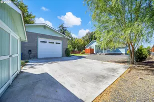 143 SW Beaver St, Prineville, OR 97754 - Photo 30