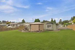 12584 SE Vernie Ave, Milwaukie, OR 97222 - Photo 42