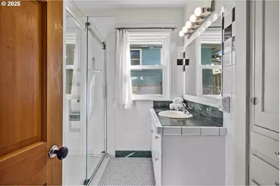 1301 9th St, Oregon City, OR 97045 - Photo 22