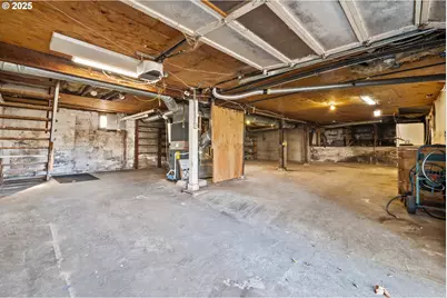 1301 9th St, Oregon City, OR 97045 - Photo 34