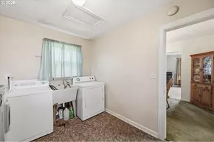 1285 E Ellendale Ave, Dallas, OR 97338 - Photo 18
