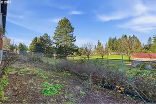 37867 College St, Sandy, OR 97055 - Photo 30