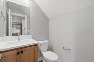 37867 College St, Sandy, OR 97055 - Photo 26