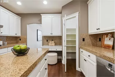 514 NW 24th Cir, Camas, WA 98607 - Photo 14