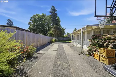 1765 Santa Rosa St, Eugene, OR 97404 - Photo 42