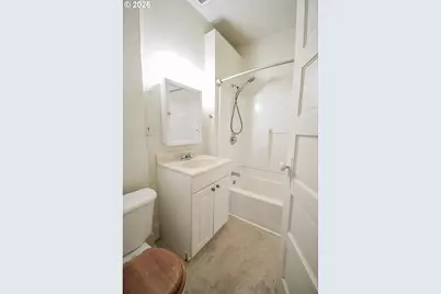 4024 NE 6th Ave, Portland, OR 97212 - Photo 20