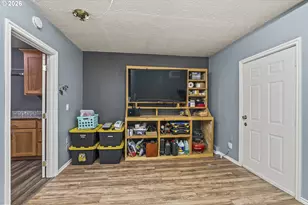 1102 S 11th Ave, Kelso, WA 98626 - Photo 20