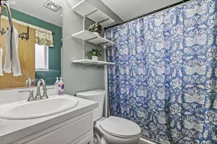 1102 S 11th Ave, Kelso, WA 98626 - Photo 22