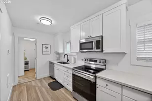 857 S 2nd St, Coos Bay, OR 97420 - Photo 20