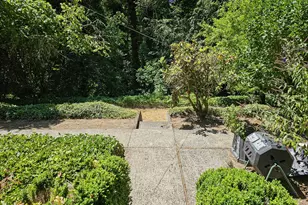 701 NE 117th St, Vancouver, WA 98685 - Photo 32