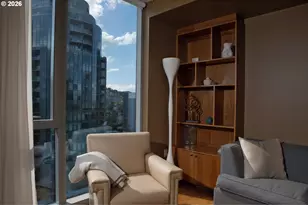 841 S Gaines St, Portland, OR 97239 - Photo 10