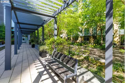 841 S Gaines St #2012, Portland, OR 97239 - Photo 36