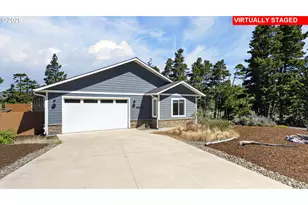 88051 Lake Point Dr, Florence, OR 97439 - Photo 2