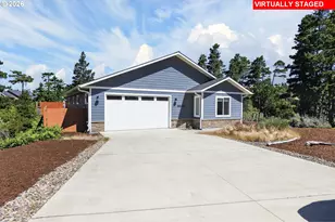 88051 Lake Point Dr, Florence, OR 97439 - Photo 8