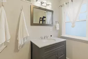 16510 Maple Cir, Lake Oswego, OR 97034 - Photo 18