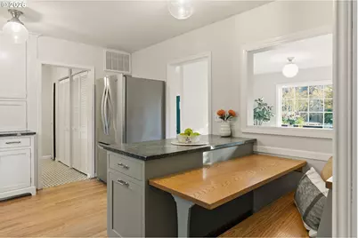 16510 Maple Cir, Lake Oswego, OR 97034 - Photo 14