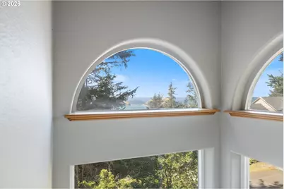 6095 Huckleberry Ln, Oceanside, OR 97134 - Photo 2