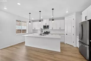 3649 SW 37th St, Gresham, OR 97080 - Photo 2