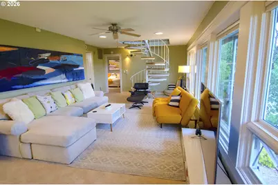 [Address not provided], Roseburg, OR 97470 - Photo 18