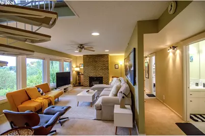 [Address not provided], Roseburg, OR 97470 - Photo 24