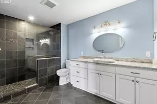 2869 SW Champlain Dr, Portland, OR 97205 - Photo 36