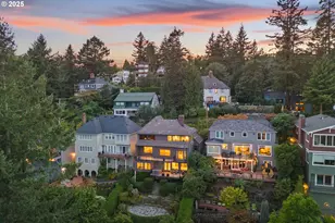 2869 SW Champlain Dr, Portland, OR 97205 - Photo 40