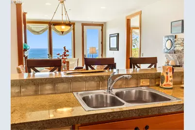 3924 Sunset Blvd #B101, Seaside, OR 97138 - Photo 10