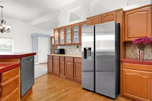 5365 Cobblestone Ln, Eugene, OR 97402 - Photo 14