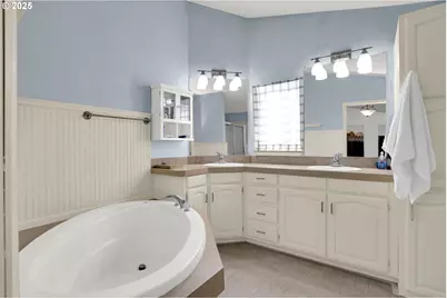 5365 Cobblestone Ln, Eugene, OR 97402 - Photo 30