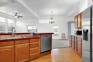 5365 Cobblestone Ln, Eugene, OR 97402 - Photo 12