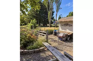 33872 Vista Ln, Warren, OR 97053 - Photo 8