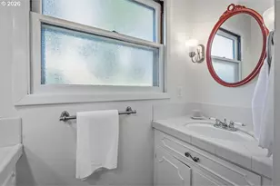 1721 NE 62nd Ave, Portland, OR 97213 - Photo 18