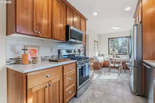 1721 NE 62nd Ave, Portland, OR 97213 - Photo 12