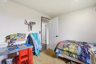 832 E 7th St, Molalla, OR 97038 - Photo 18
